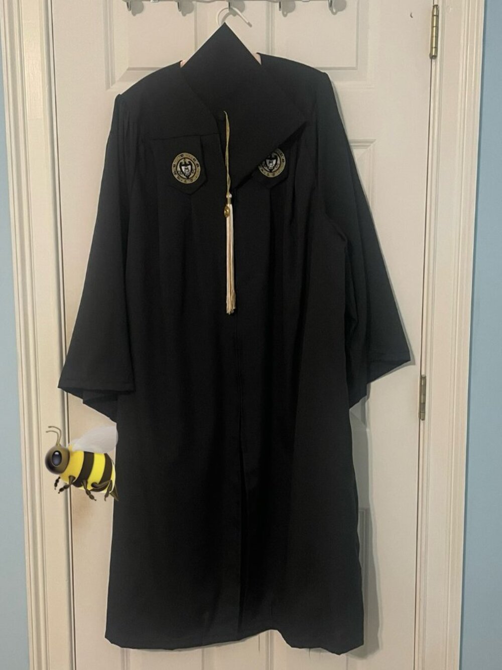 Oak Hall Georgia Tech Undergraduate Graduation Cap, Gown, Tassle 5'6" - 5'8"